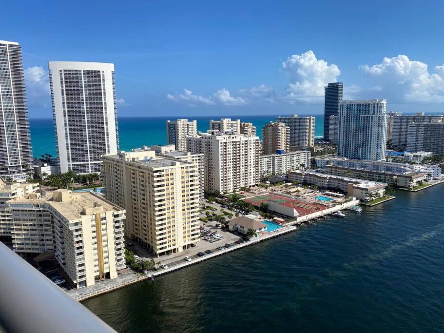 Amazing 1B-1B Apartment With Amazing View! 28A Hallandale Beach Exterior foto