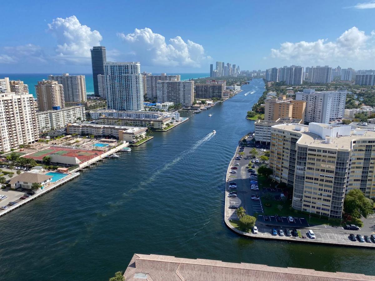 Amazing 1B-1B Apartment With Amazing View! 28A Hallandale Beach Exterior foto